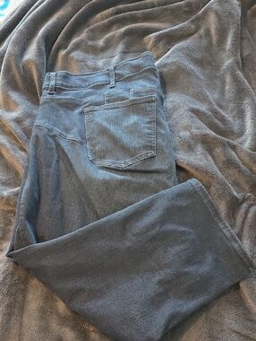 torrid Black Crop Bombshell Skinny Jeans